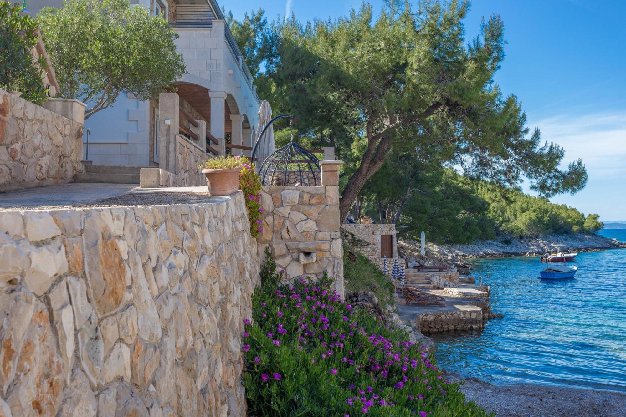 Apartments By The Sea Cove Zastupac, Hvar - 8761 Hvar Town Exterior foto